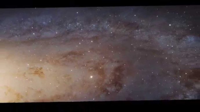 Eintauchen in die Andromedagalaxie
