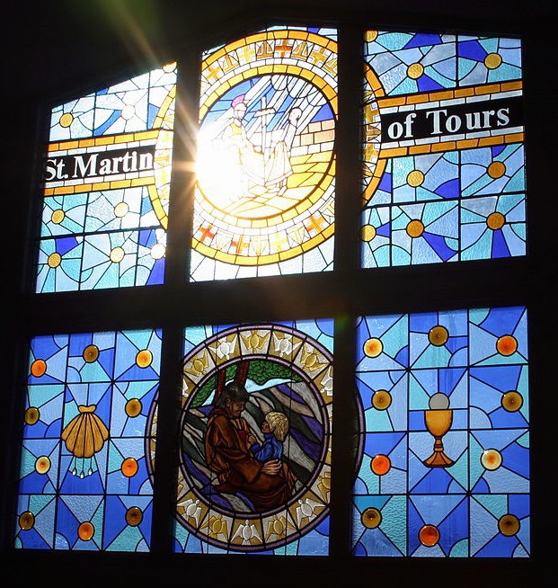  9 Glasfenster in St. Martin of Tours Church (in Vegreville, Canada – Fotocredit: Wikimedia)